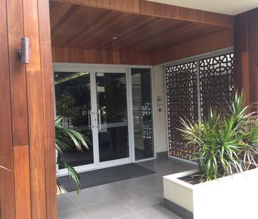 Furnished "VIBE" on Wellington Street - Photo 5