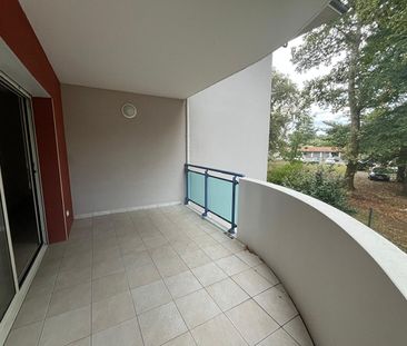 Location Appartement 3 pièces 66m² - Photo 6