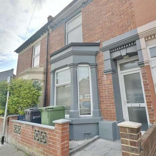 Whitworth Road, Portsmouth, PO2 - Photo 1