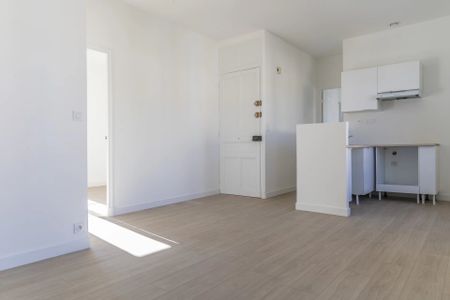 Location Appartement 3 pièces 52m² NICE 06100 - Photo 3