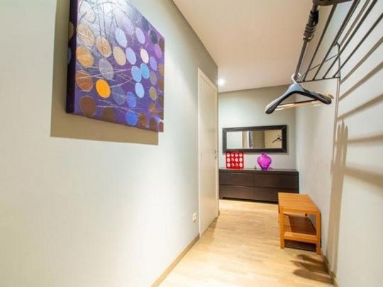 ETTERBEEK : APPARTEMENT MEUBLE 2 CHAMBRES + TERRASSE + POSS PKG - Etterbeek - Foto 1