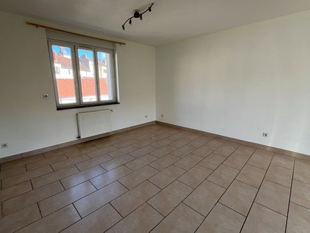 Location Appartement 3 pièces 56m² - Photo 3