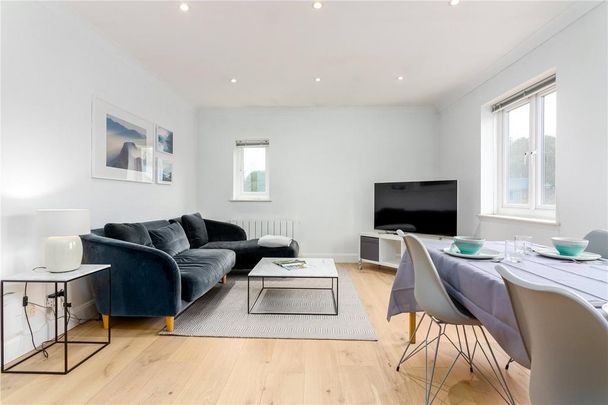 2 bedroom apartment to rent - Photo 1