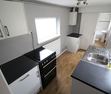 96 School Street, Church Gresley, Swadlincote, Derbyshire DE11 9QZ - Photo 4