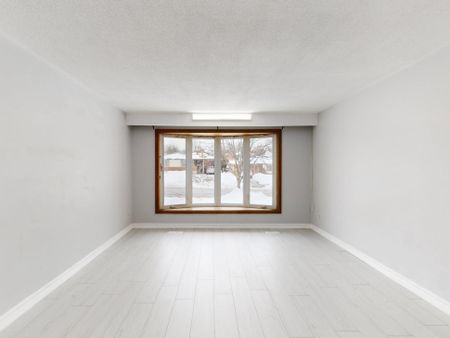 For Lease - 350 Waverly Street Unit# Main, Oshawa, Ontario - Photo 2