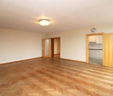 Karaktervol app. met 2 slpks en garage in hartje centrum te Diest - Photo 2