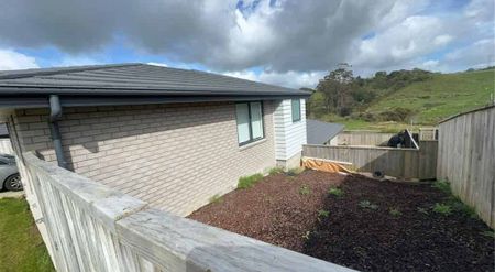 Lovely 4 bedroom home Pokeno - Photo 2