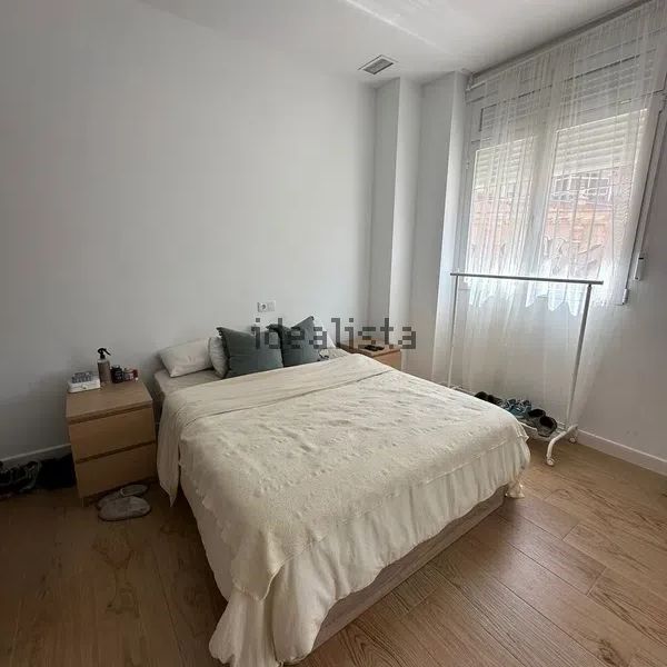 Alquiler de estudio en Plaza Virgen del Rocío, 7 - Photo 1