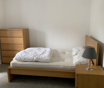 4 Bed Penthouse, Finnieston, G3 - Photo 4