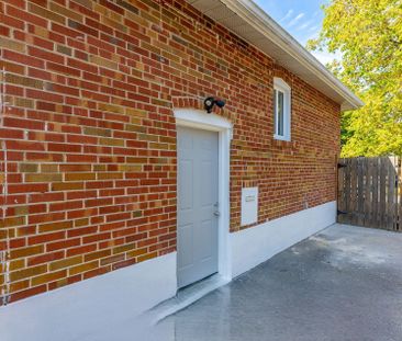 For Lease - 12 Kells Avenue, Toronto, Ontario - Photo 6