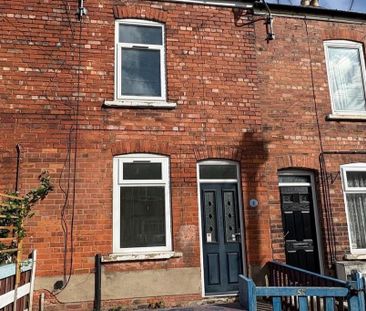 2 bedroom terraced house to rent - Photo 2