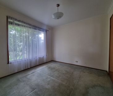 Spacious & Comfortable - Photo 2