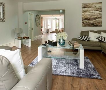 1 bedroom in a house share to rent - Photo 2