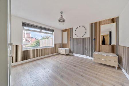 3 bedroom detached bungalow to rent - Photo 5