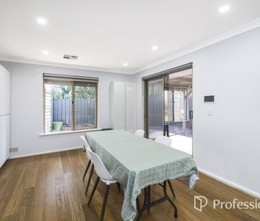 Newly Renovated 3-Bedroom, 2-Bathroom Unit in Kingsley! - Photo 4