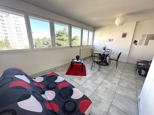 Location Appartement 1 pièce 31m² ST ETIENNE 42100 - Photo 1