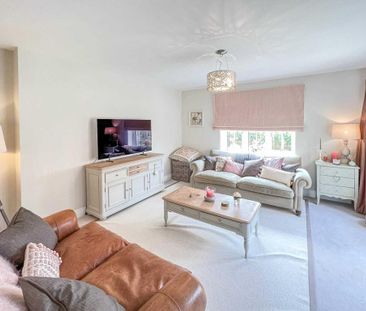 5 bedroom detached house to rent - Photo 1