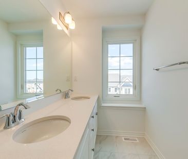 For Lease - 1305 Courtleigh Trail, Oakville, Ontario - Photo 1