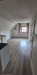 Helle 1-Raum Wohnung in Ruhmannsfelden mit Holzofenbeheizung zu mieten - Photo 3