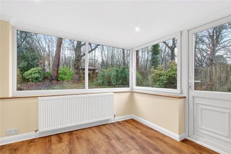 2 bedroom bungalow to rent - Photo 2