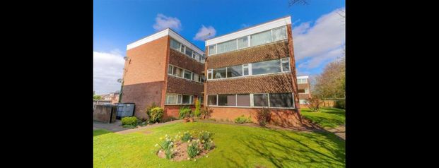 Colina Close Willenhall Coventry - Photo 1