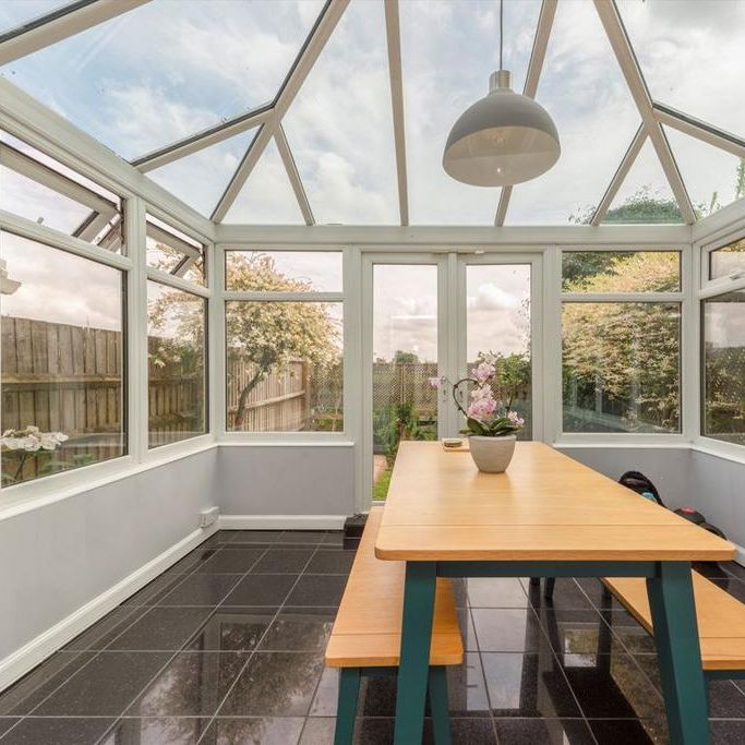 2 bedroom house to rent - Photo 1