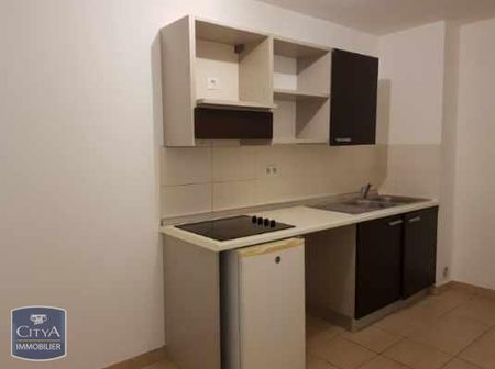 Location Appartement 2 pièces 47m² STE CLOTILDE 97490 - Photo 3