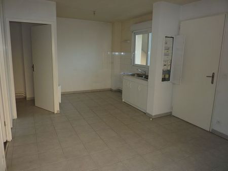 Location Appartement 2 pièces 39m² EYSINES 33320 - Photo 2