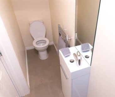 Apt 2 156, Beersbridge Road, Belfast, BT5 4RY - Photo 4