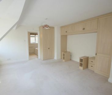 5 bedroom detached house to rent - Photo 4