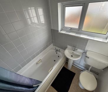 St James Lane, Willenhall, Coventry - Photo 1