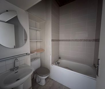 Location Appartement 1 pièce 26m² LILLE 59000 - Photo 3