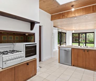 Charming Family Home Full of Character! - Photo 3