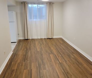 For Lease - 20 Mowat Crescent Unit# Lower, Barrie, Ontario - Photo 5