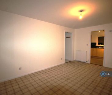 2 bedroom semi-detached house to rent - Photo 1