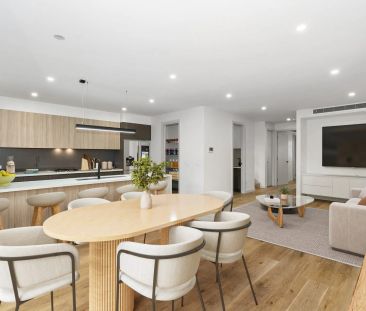 Stylish Townhouse Offering Effortless Modern Living - Photo 6