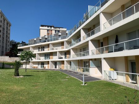 Appartement RUE LANSON - Photo 4
