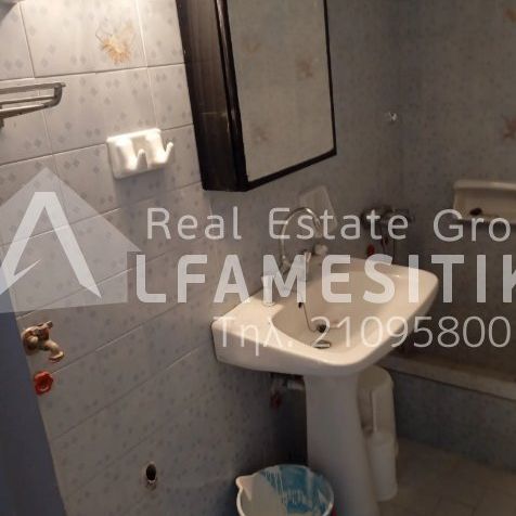 Μονοκατοικία προς Ενοικίαση, Κερατσίνι, 2 Δωμάτια, 60 τ.μ., 600€ - Photo 1