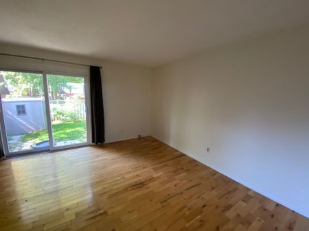 For Lease - 1401 Wonderland Road Unit# 30, London North, Ontario - Photo 3