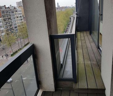 Lichtrijk appartement met een prachtig uitzicht. - Foto 2