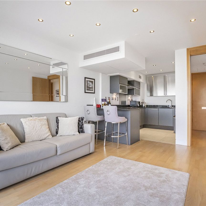 Albert Embankment, London, SE1 7XN - Photo 1