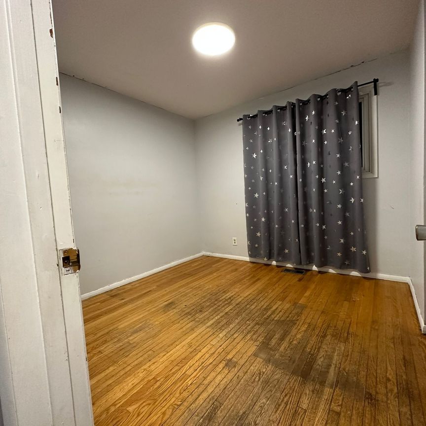 For Lease - 80 Poplar Street, Belleville, Ontario - Photo 1