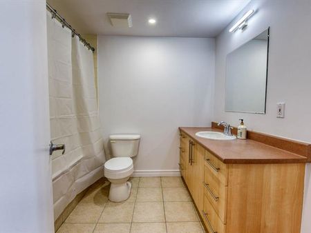 1920 Boul. du Souvenir - Photo 5