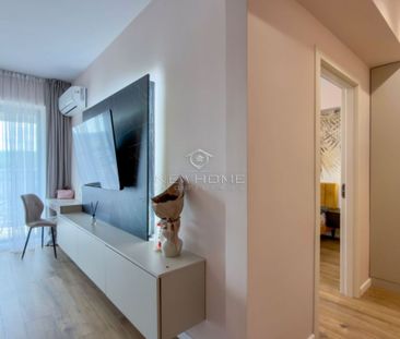 Apartament cu 2 camere, Parcare, West City Tower - Photo 4