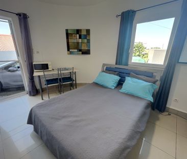 Location Appartement 1 pièce 15m² ST ANDRE 97440 - Photo 2