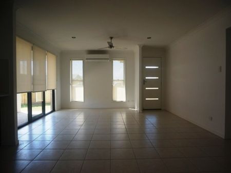 1/14 Halifax Place, Bucasia - Photo 3