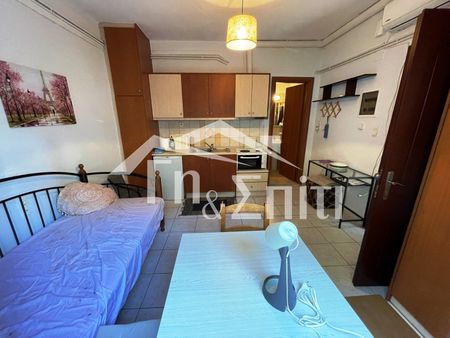 Ενοικίαση κατοικίας, 27 τ.μ., Ιωάννινα, 320 € - Photo 2