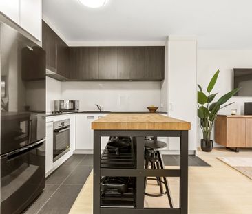 'Skyring Apartments' - Elevated Inner-City Living with Style and Fu... - Photo 2