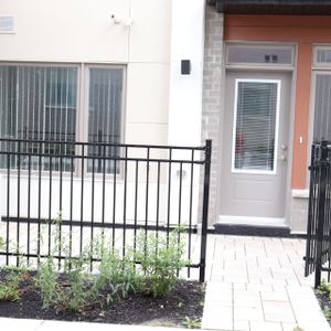 For Lease - 40 Orchid Place Drive Unit# 28, Toronto, Ontario - Photo 2