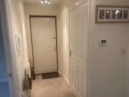 Old Lodge Close, Uttoxeter, ST14 - Photo 3